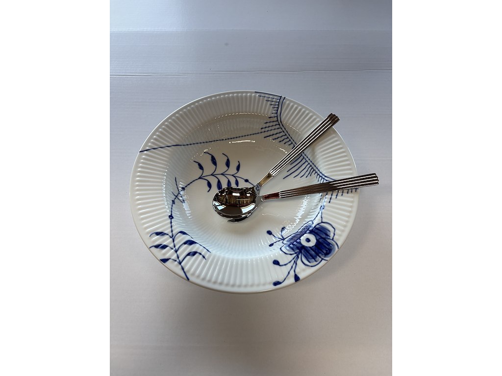 Bernadotte Salatbestik & Blå Mega Riflet Serveringsskål 30Cm
