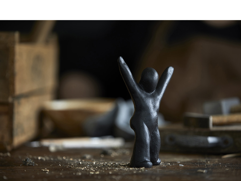 Morsø Skulptur i støbejern 14,5 x 10,2 x 5,5 cm, med individuelt budskab - Du gjorde det! Nyd dit nu lige nu! Det er stærkt