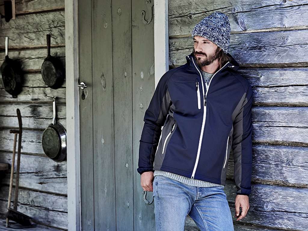 HOODED LEIGHTWEIGHT SOFTSHELL