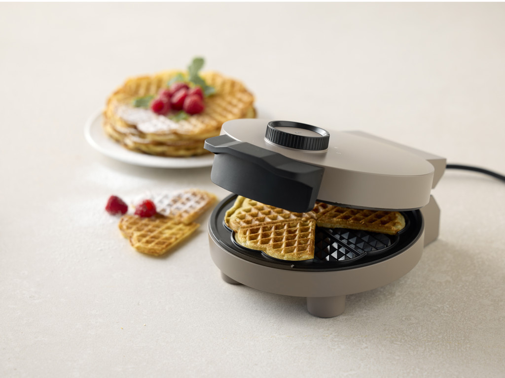 Blomsterbergs Vaffeljern 1000 watt i latte