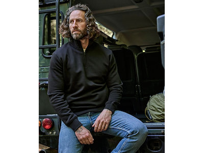 HALF ZIP SWEATSHIRT