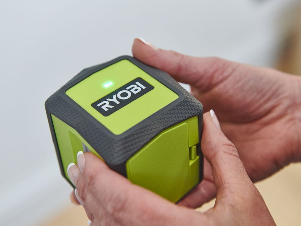 Ryobi Grøn Krydslaser Med Referencepunkter