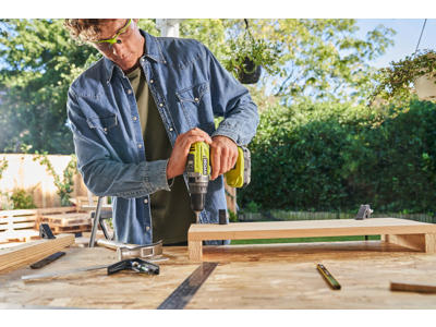 Ryobi Bore-/skruemaskine med slag inkl. 18V ONE+ inkl. Batteri. 