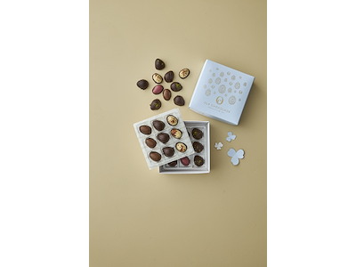 Gaveæske m/ 18 delikatesseæg