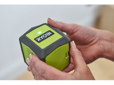 Ryobi Grøn krydslaser med referencepunkter
