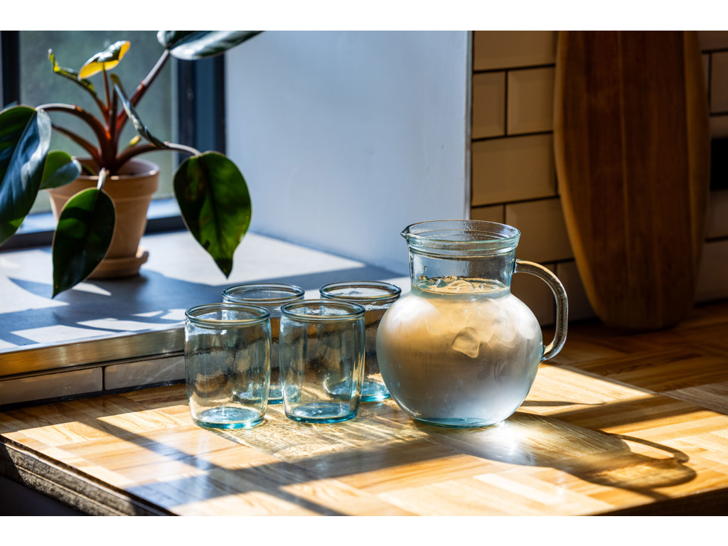 #Glassæt med 5 dele lavet i genbrugsglas