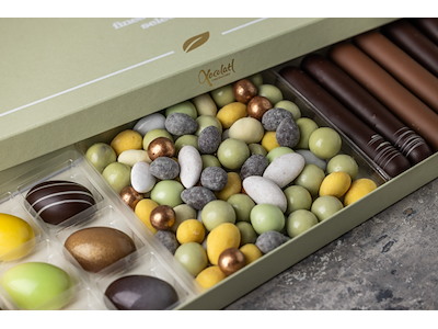 Xocolatl Golden eggs art 9 marzipan mix