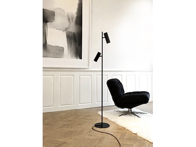 Dyberg Larsen Karlo Gulvlampe - Sort
