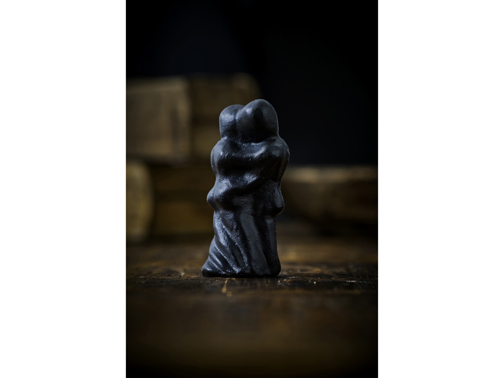 Morsø Skulptur i støbejern 13 x 6 x 5 cm, med individuelt budskab - Et kram fra mig til dig