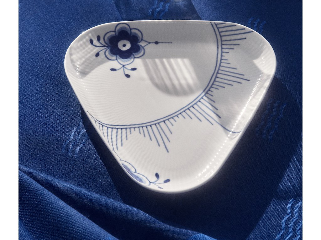 #Blå Mega Riflet trekantet serveringsfad, 23 cm