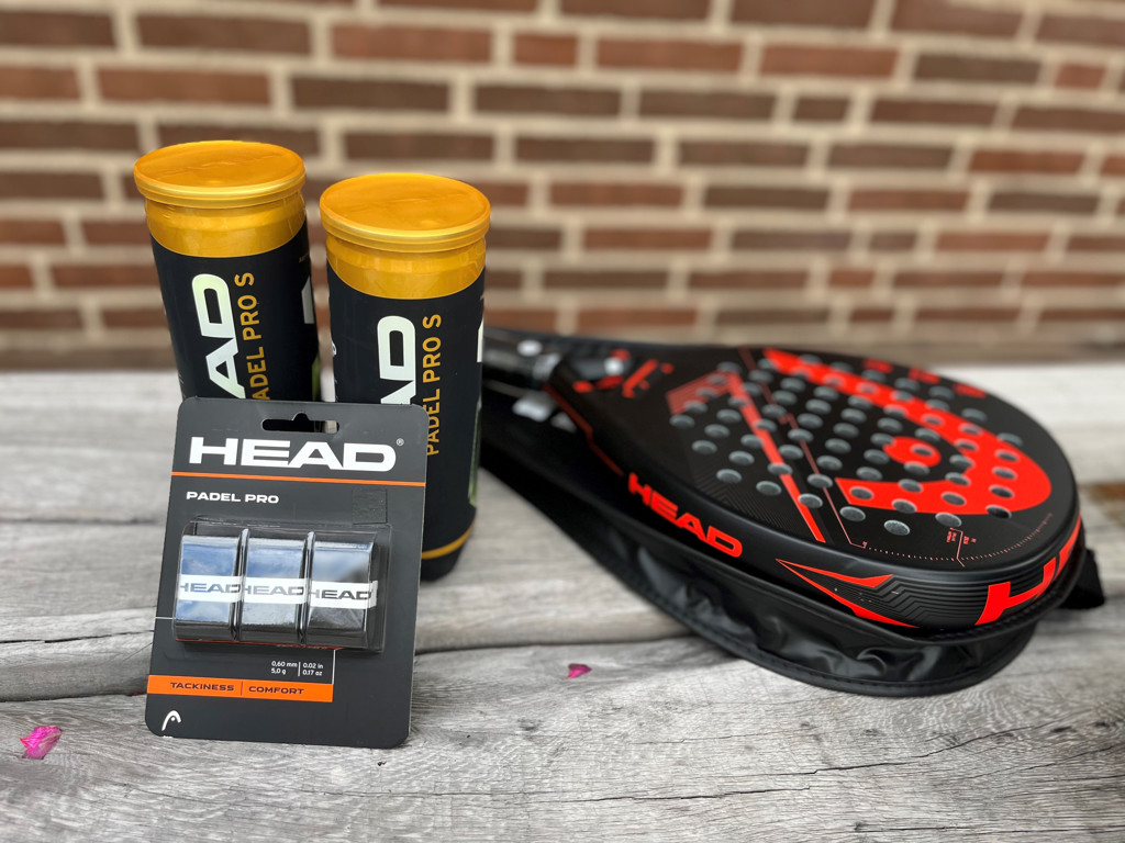 ##Padel Bat Inkl. 6 Padelbolde & Grip