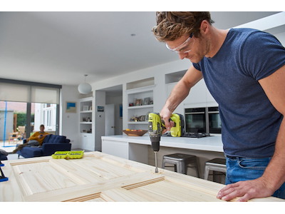 Ryobi Bore-/skruemaskine 18V. Lithium+