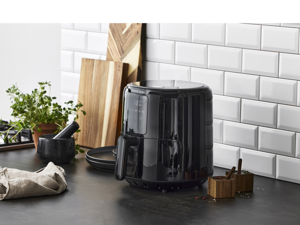 Nordic Sense Airfryer 4,2 L, 1300 watt i sort